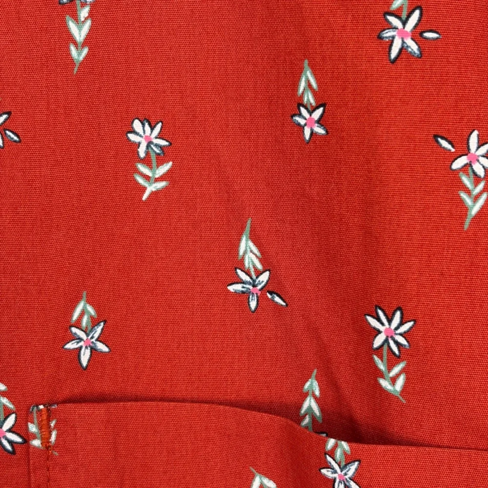The North Face Short Sleeve Button Shirt Men Large Red Orange All Over Print AOP
